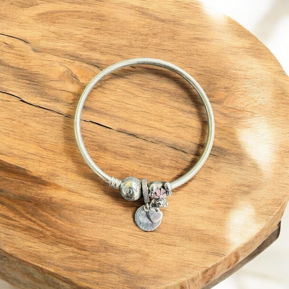 Authentic Pandora withe 2 charme bracelet - Picture 2 of 6